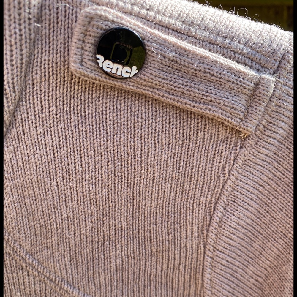 Bench Jacket - Picture 7 of 11